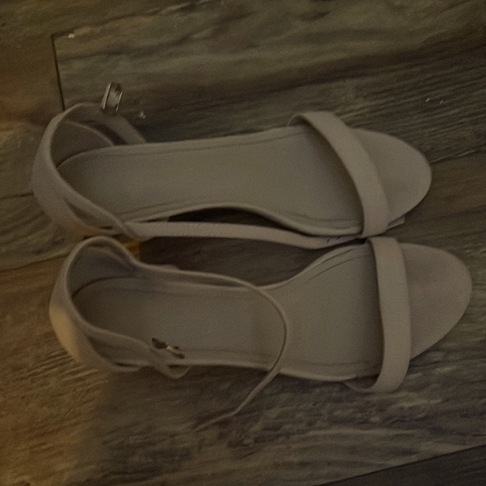 High heal shoes for woman great shape